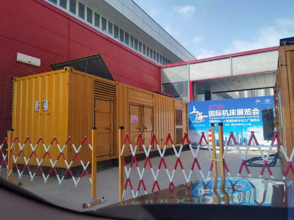 乌拉特中发电车出租-发电机无电压或电压太低怎么办？