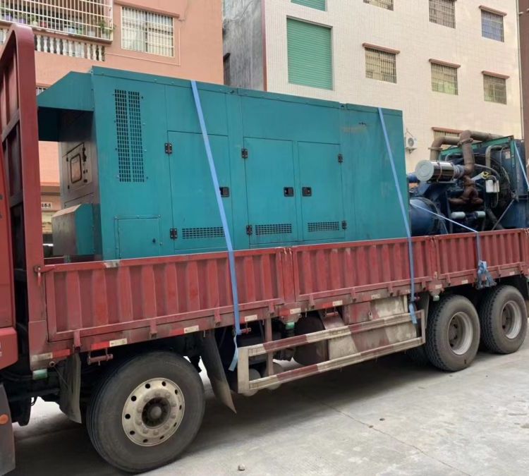 乌拉特中如何在不同负载率下确保 400KW 柴油发电机组的正常运行？
