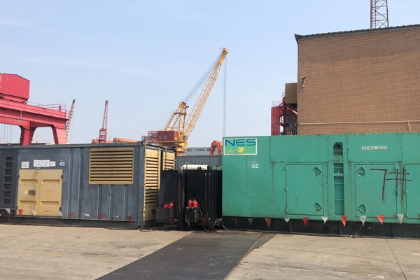乌拉特中发电机出租空气滤清器的清洁频率是多少？